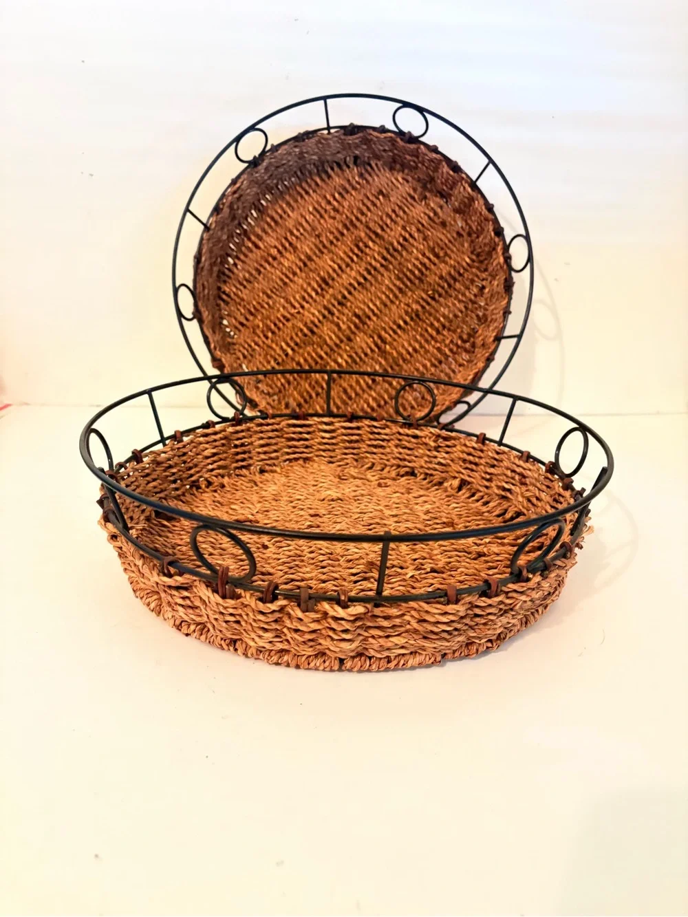 2 Woven Wicker Black Metal Frame Round Serving Display Basket Farmhouse Decor